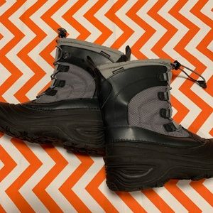 Boys the north face insulated snow boots 5